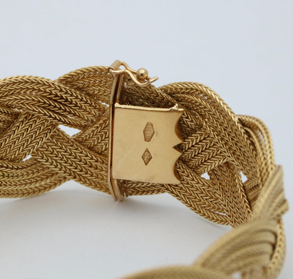 Vintage 18K Gold Woven Braided Bracelet, 7.7” Long