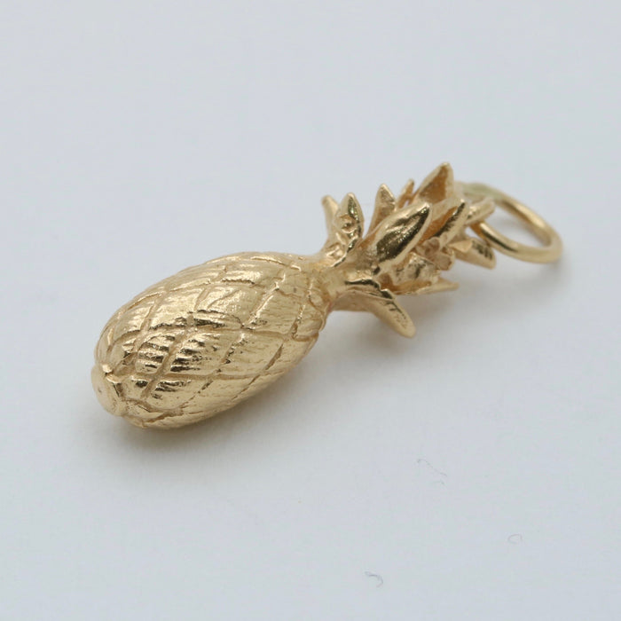 Vintage 14K Gold Pineapple Charm