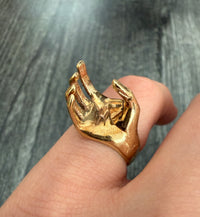 Figural Hand Ring in 14K Gold