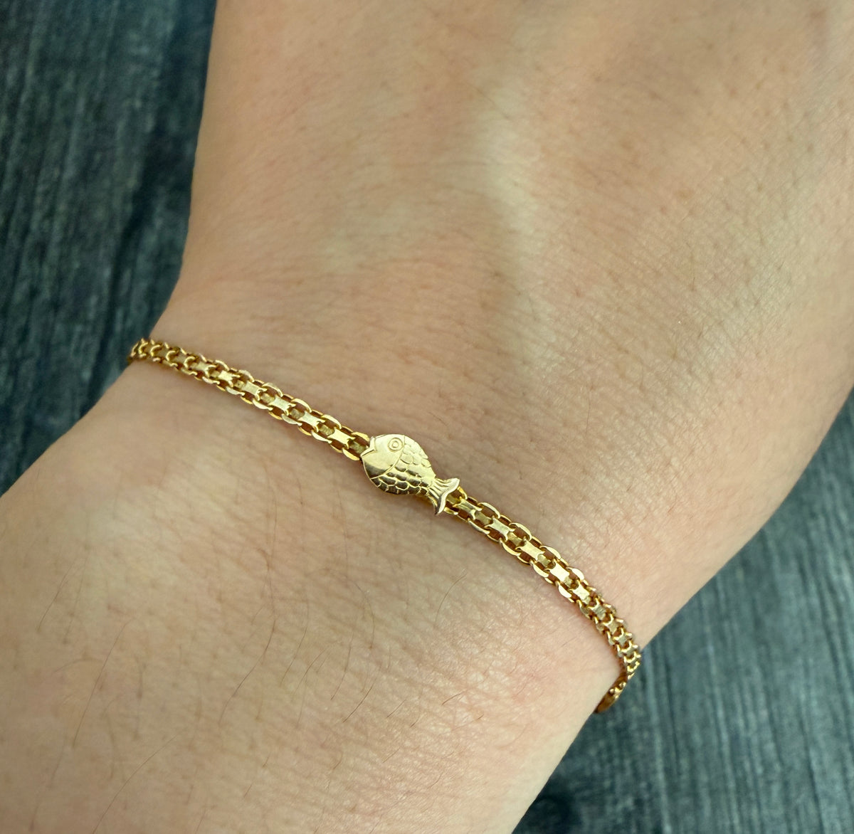 Vintage 14K Gold Fish Motif Bismarck Anklet