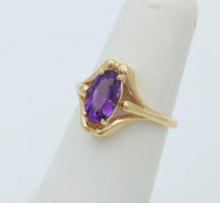 Vintage Oval Cut Amethyst and 14K Gold Ring