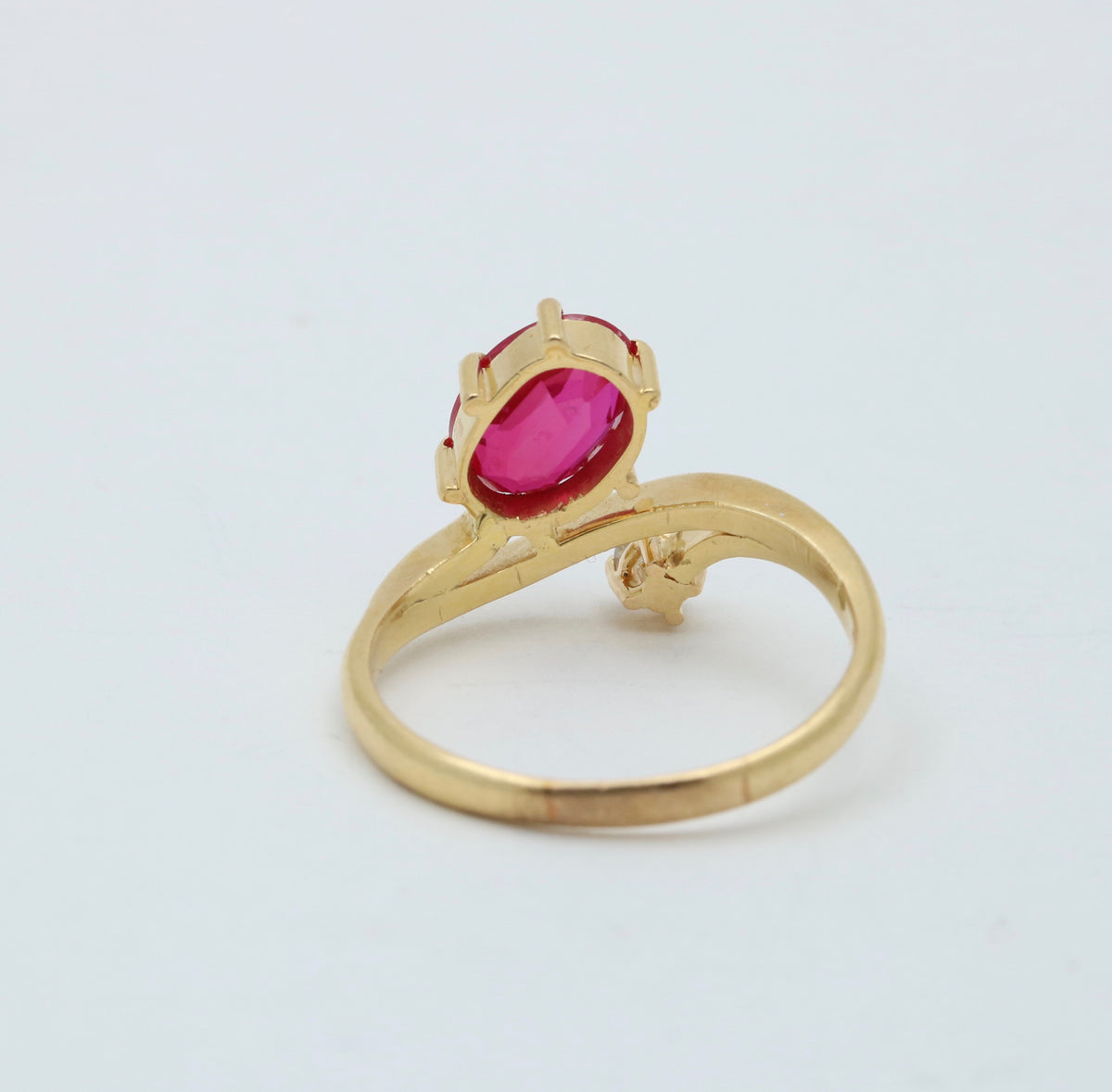 Vintage 18K Gold, Diamond, and Man-Made Ruby Wrap Ring