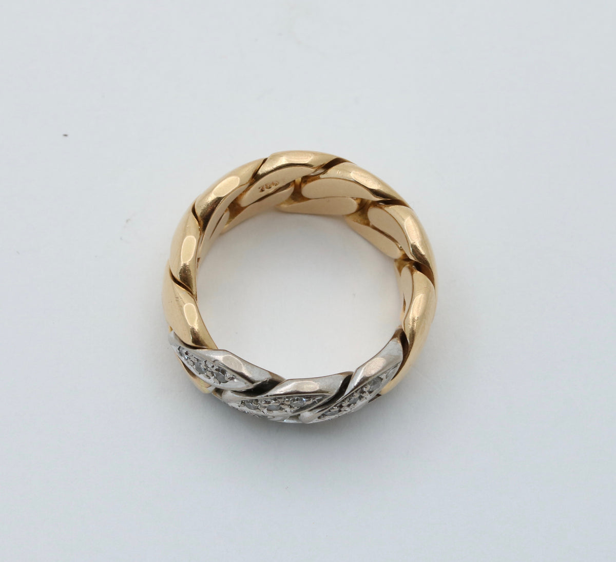 Vintage 18K Gold and Diamond Curb Link Chain Ring