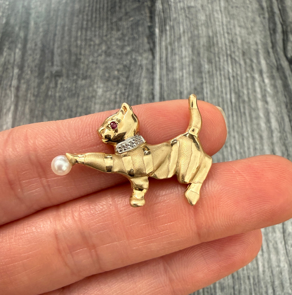 Playful Cat Pin in 14K Gold with Pearl Ball