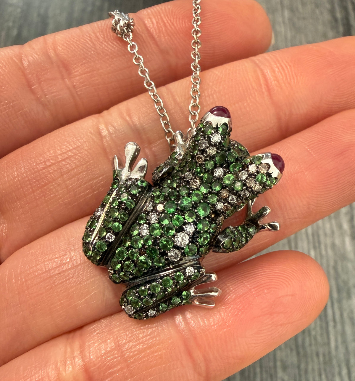 Roberto Coin Tsavorite Garnet & Diamond Frog Necklace