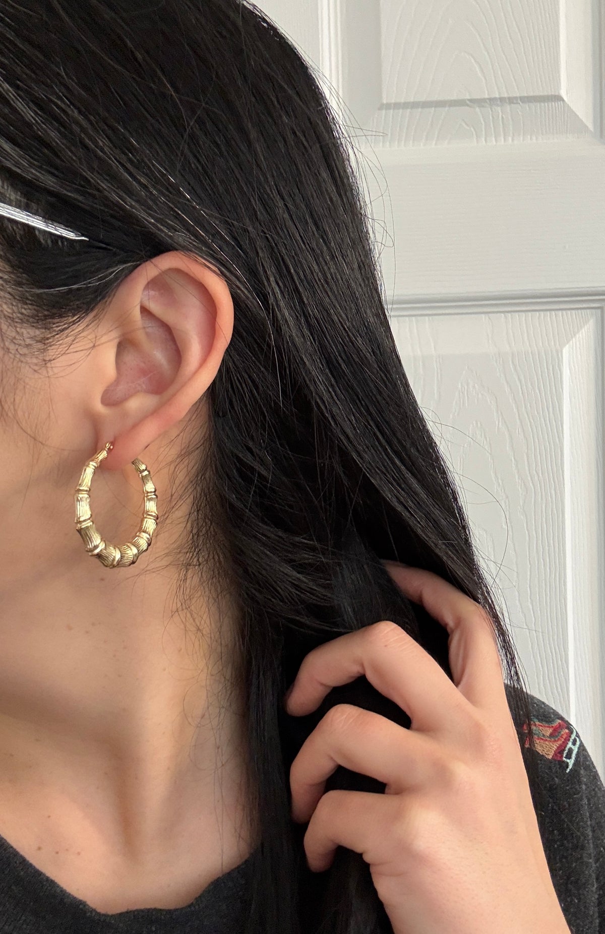 Bamboo Hoop Earrings in 10K Gold (S)