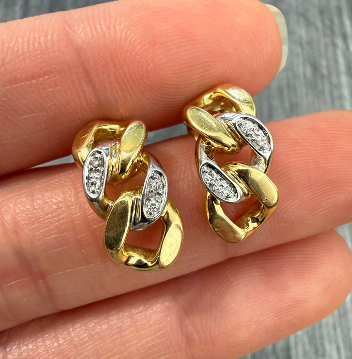 Diamond and 14K Gold Curb Link Earrings (I)
