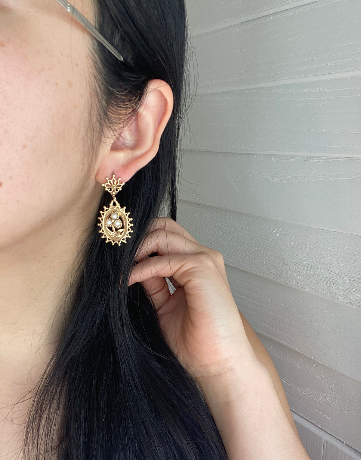 Vintage Forget Me Not Flower 14K Gold Dangle Earrings – Alpha