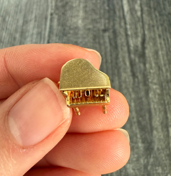 Vintage Articulated Piano Charm in 14K Gold