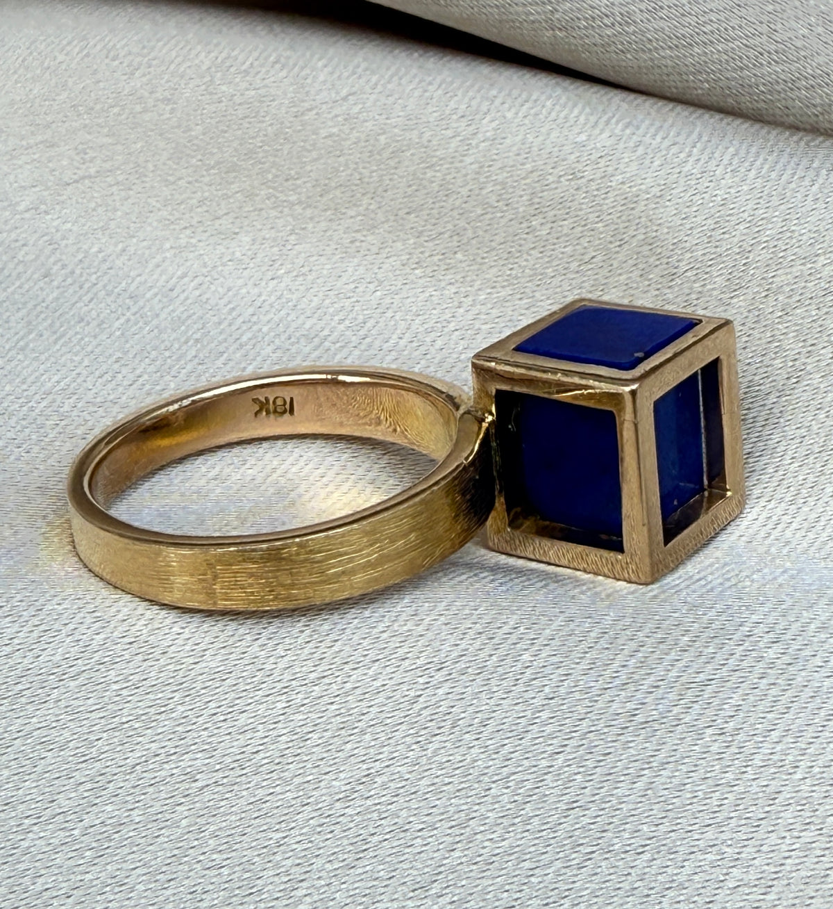 Lapis Cube Ring in 18K Gold