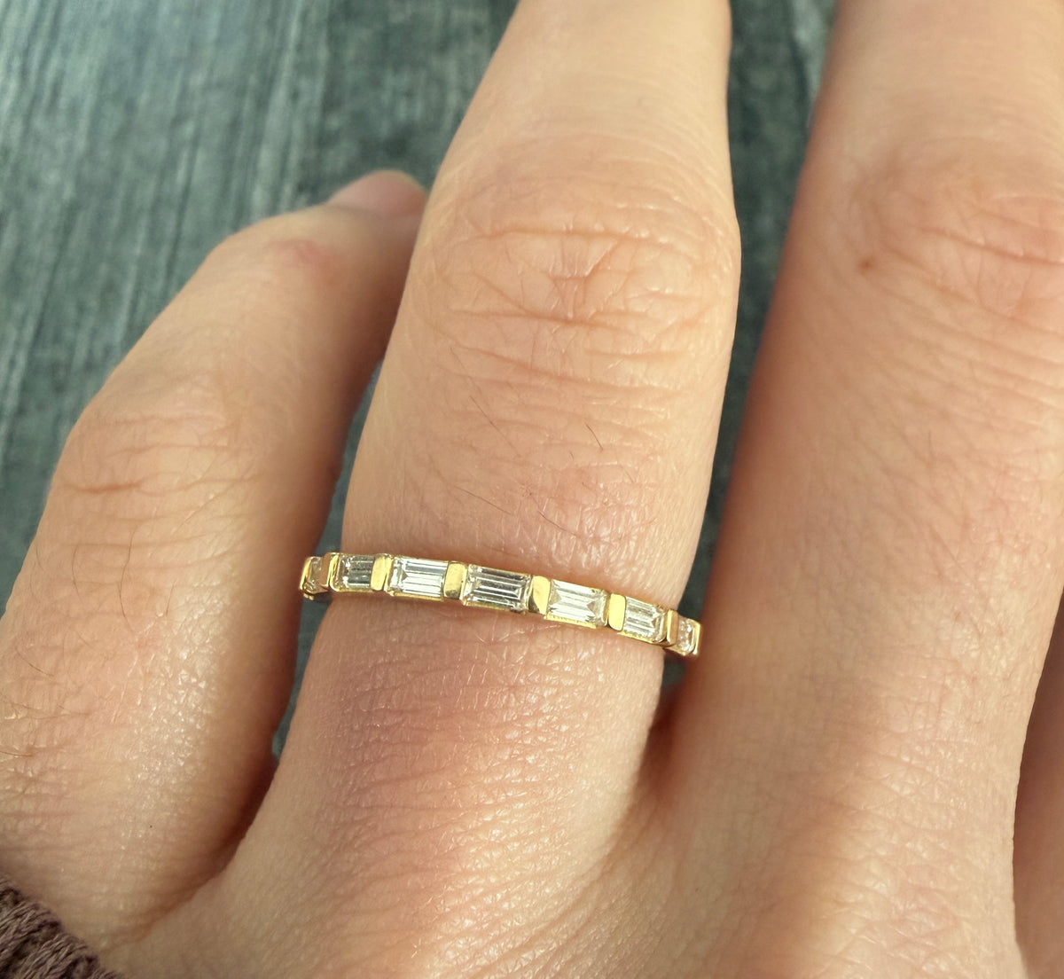 VRAI Lab Grown Baguette Diamond Band in 18K Gold