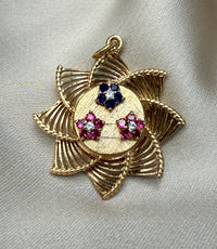 Vintage 14K Gold Swirled Flower Charm