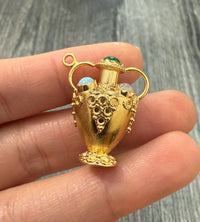 Vintage 18K Gold Urn Vessel Charm