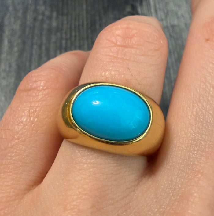 Vintage Turquoise and 18K Gold Flush Set Ring