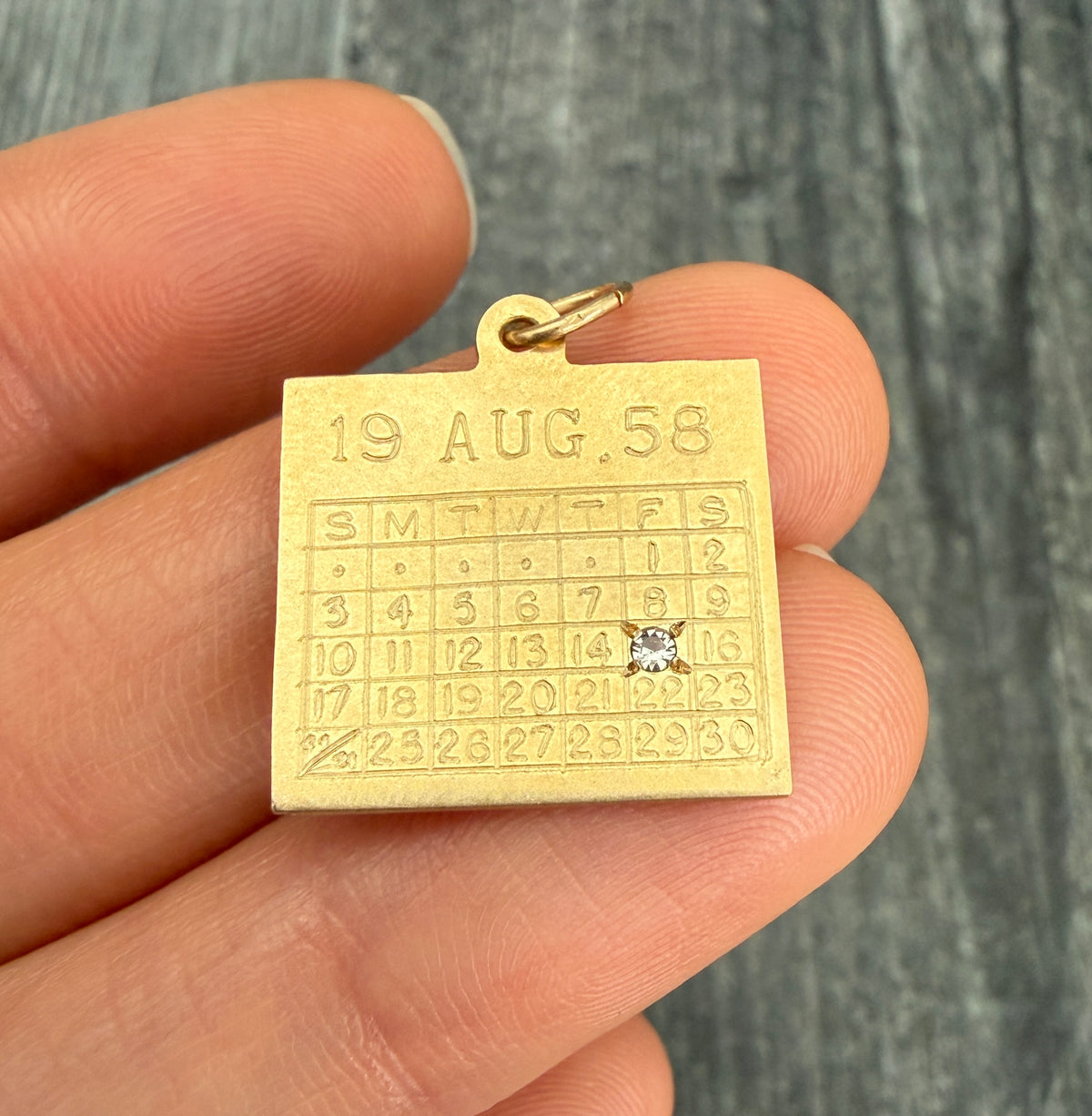 Vintage 14K Gold "August 15" Calendar Charm