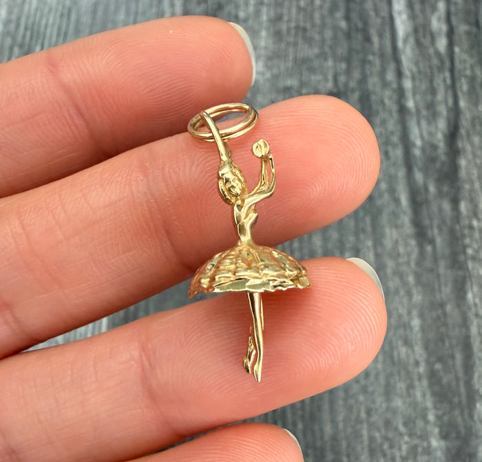 Vintage 14K Gold Dancing Ballerina Charm (S)