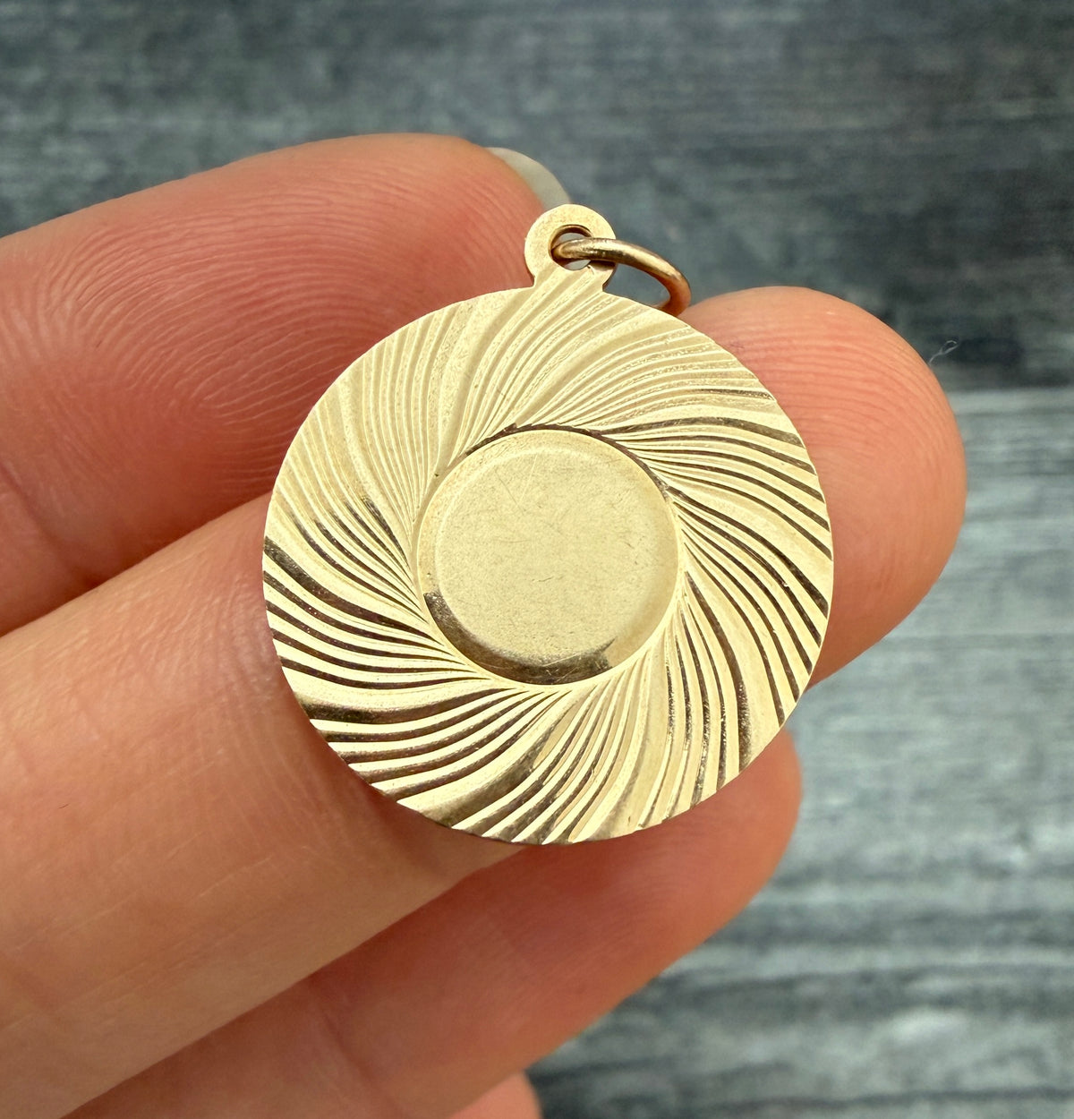 Vintage 14K Gold Engine Turned Swirled Disc Charm