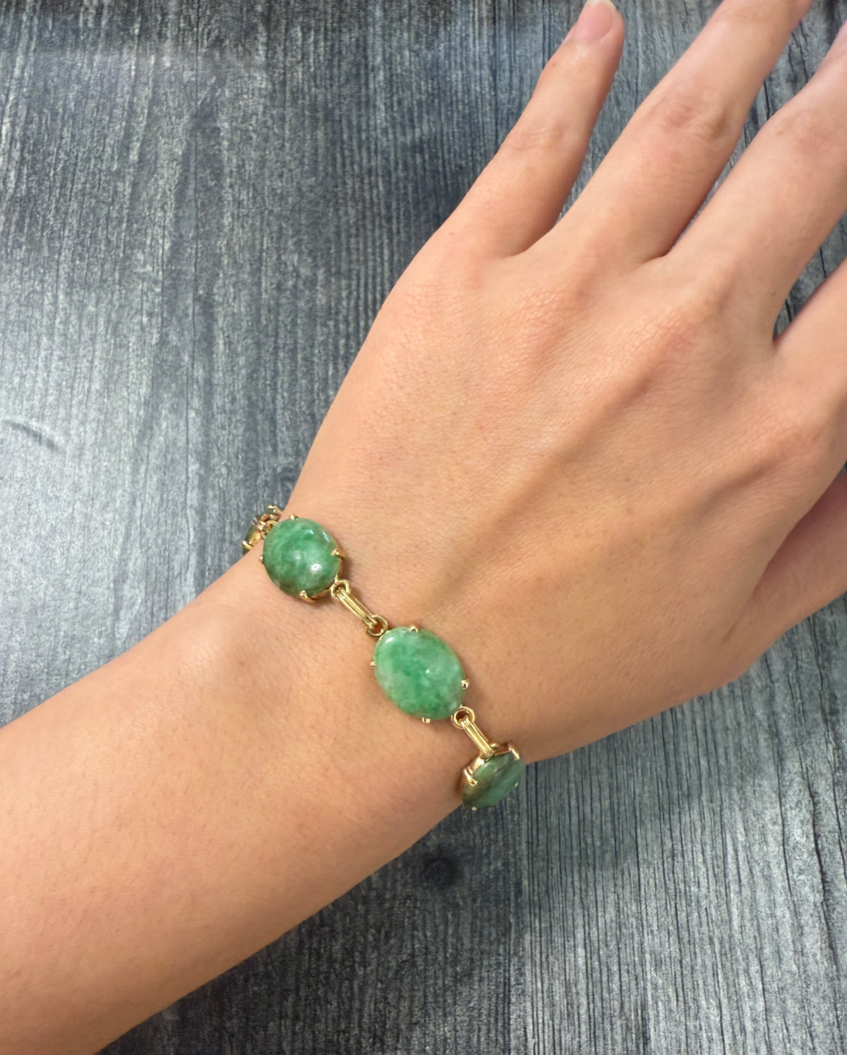 Vintage Moss Green Jade and 14K Gold Bracelet