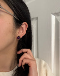 Vintage Cabochon Amethyst Stud Earrings in 14K Gold (S)