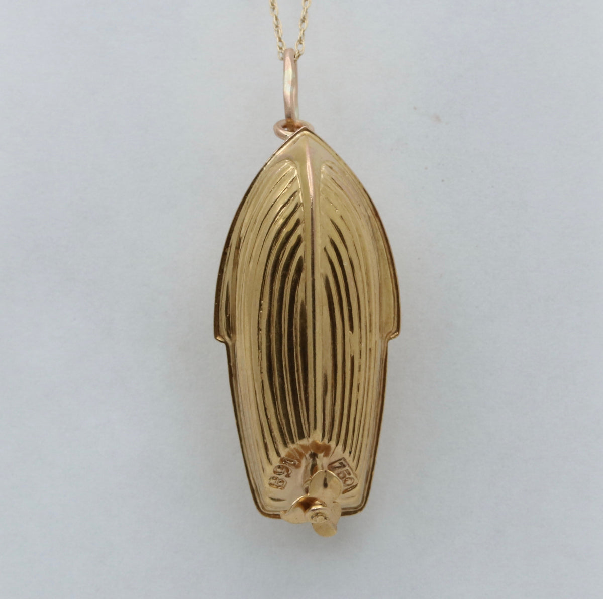Vintage 18K Gold Boat with Propeller Charm