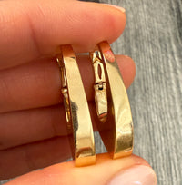 Bold Vintage 14K Gold Straight Edge Huggie Style Earrings