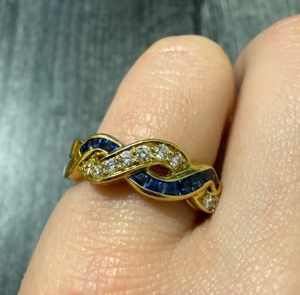 Sapphire and Diamond Twist Band in 18K Gold