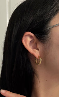 Matte Finish 14K Gold Straight Edge Hoop Earrings