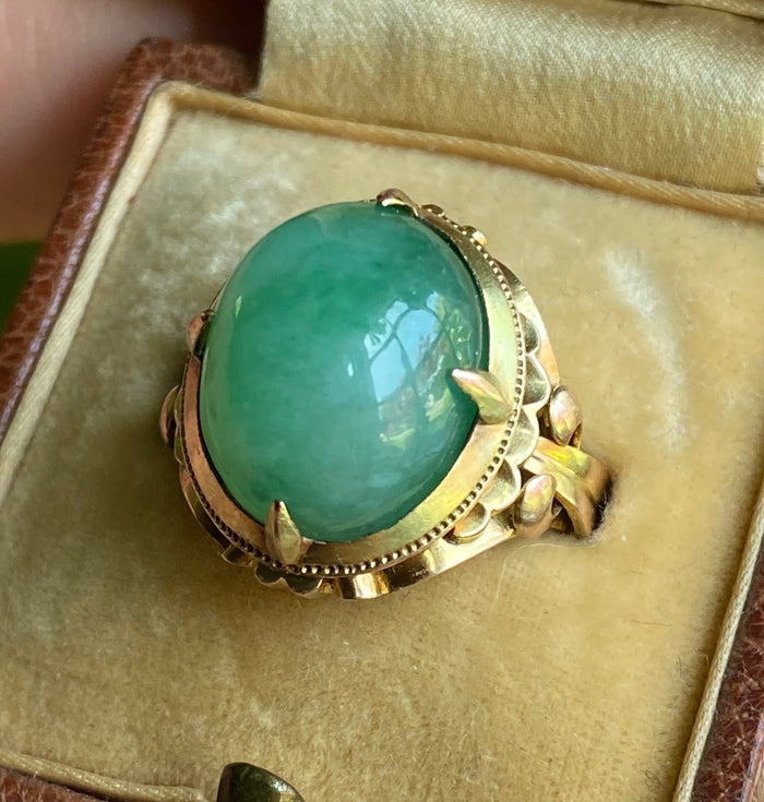 Art Deco Jadeite and 14K Gold Ring