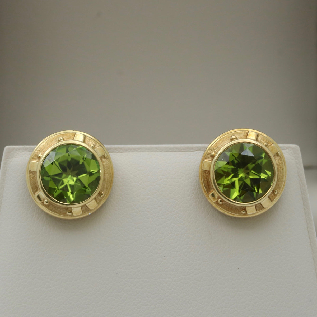 Vintage 9 Carat Natural Peridot and 18K Gold Earrings