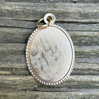 Vintage 14K Gold Oval Disc Charm
