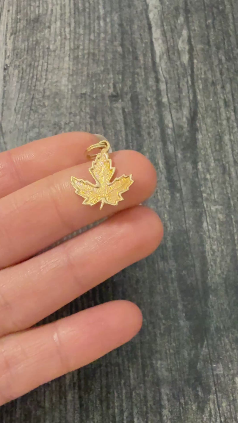 Vintage 14K Maple Leaf Charm
