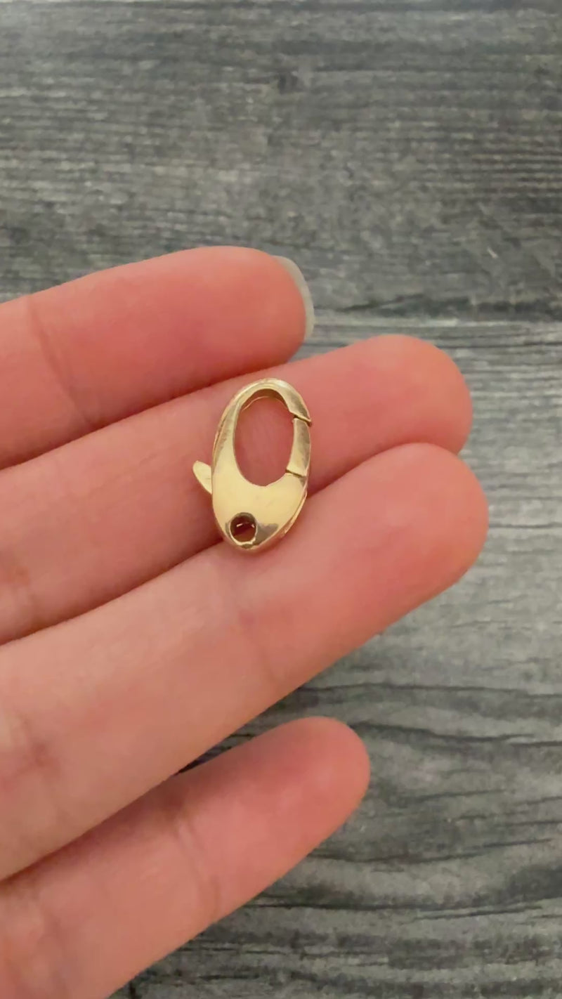 Vintage Oval 14K Gold Clasp