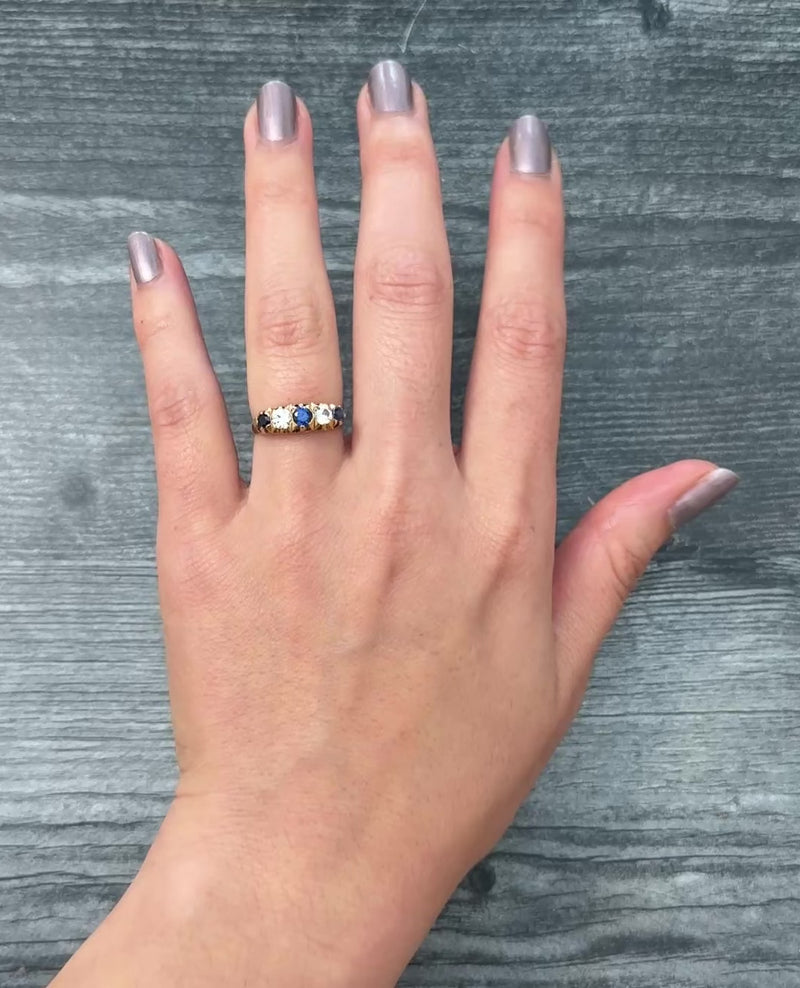 Vintage Five Stone Band in 18K Gold