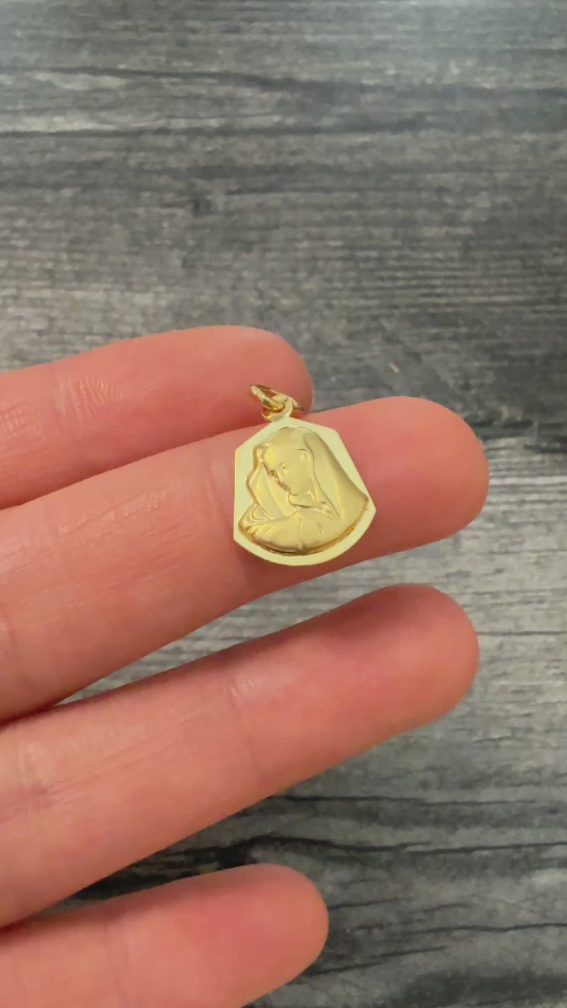 Vintage 18K Gold Virgin Mary Charm