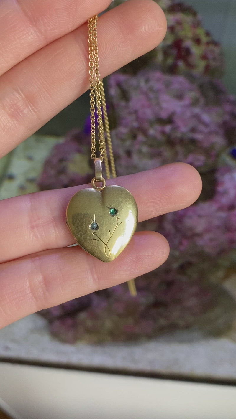 Victorian 18K Gold Heart-Shaped Locket, Antique Thistle Flower Pendant –  Alpha & Omega Jewelry