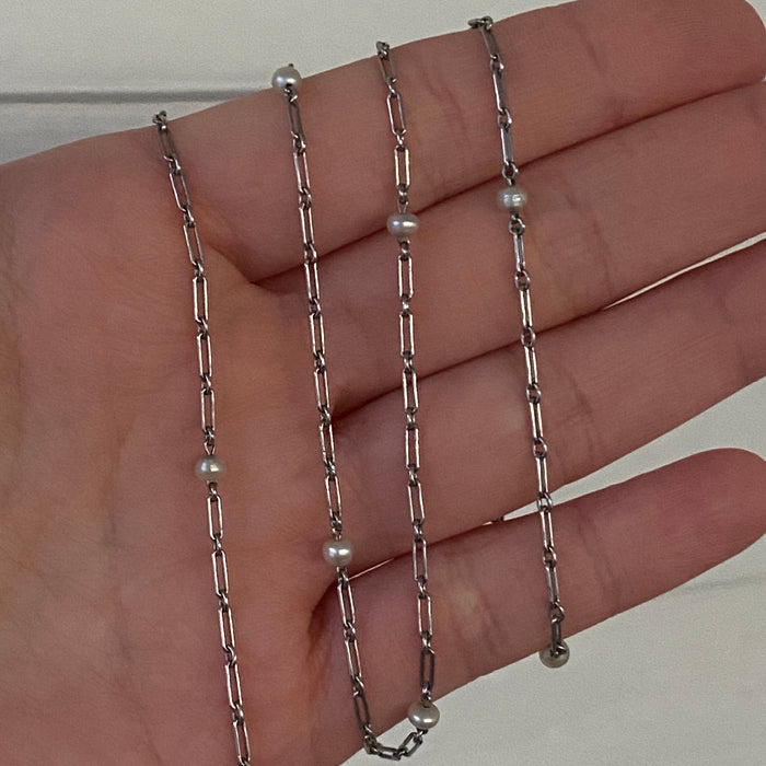 Art Deco Platinum and Pearl Paperclip Necklace, 27.4” Long