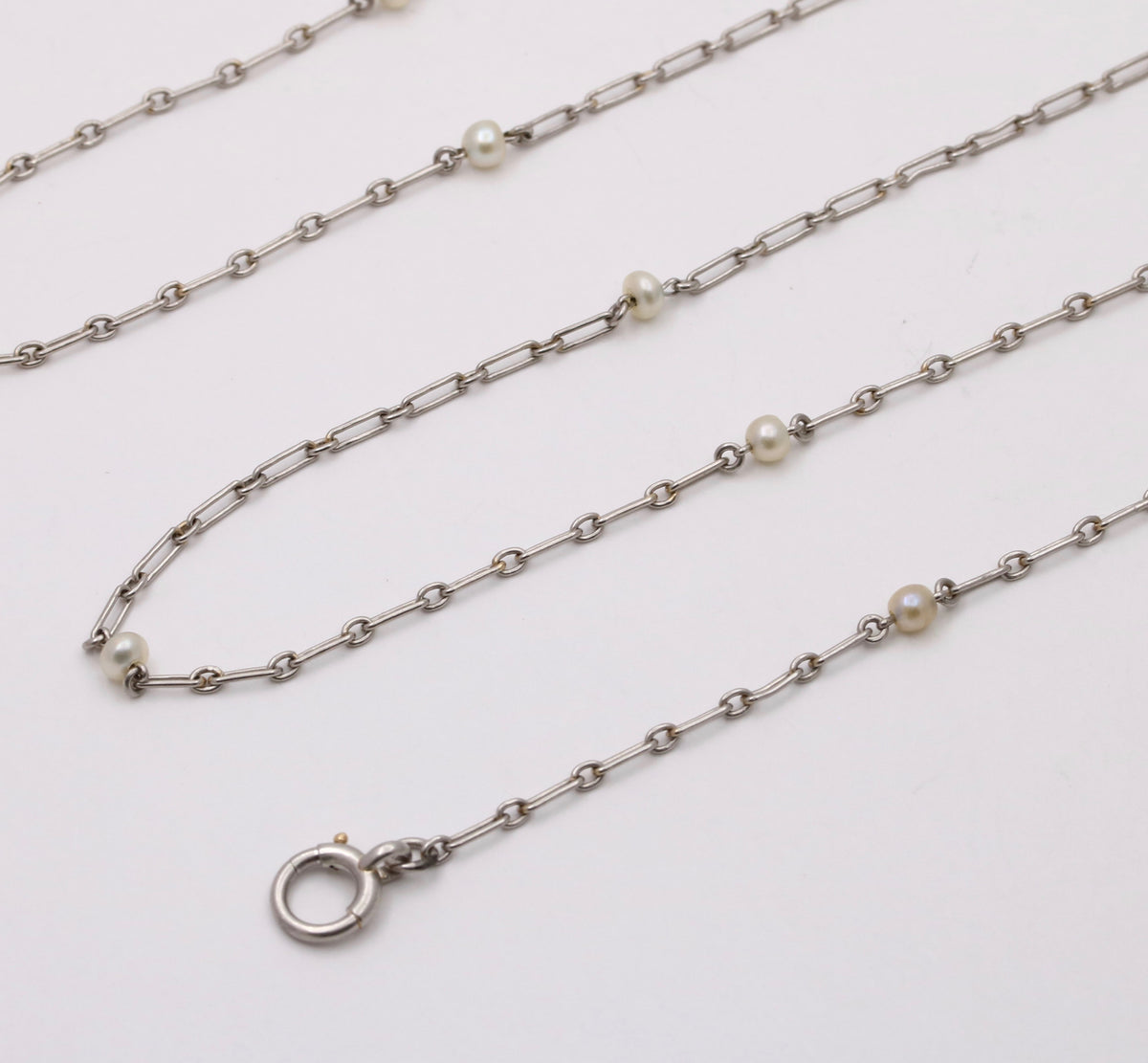 Art Deco Platinum and Pearl Paperclip Necklace, 27.4” Long