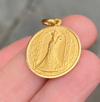 Vintage 18K Gold Madonna di Loreto Charm, Patron Saint of Aviation