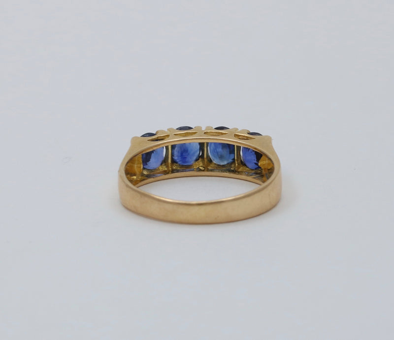 Velvet Blue Sapphire and 18K Gold Band