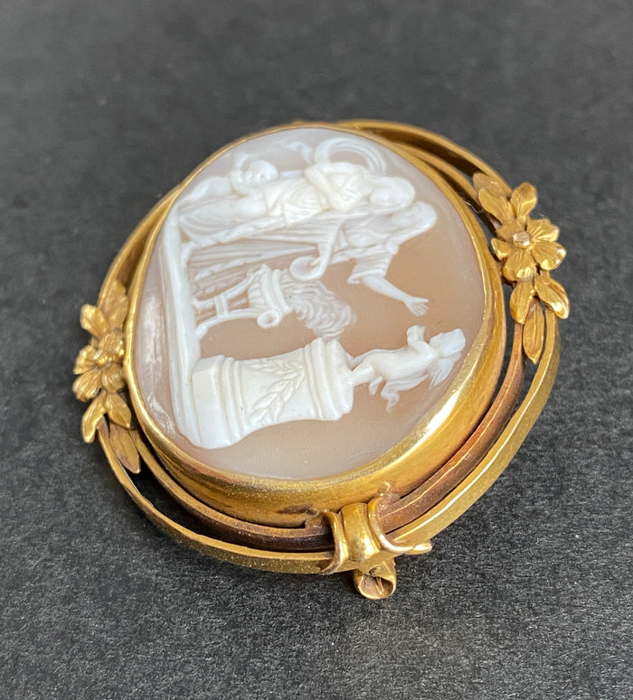 Victorian 18K Gold Putti Cherub Carved Shell Cameo Brooch, Pin