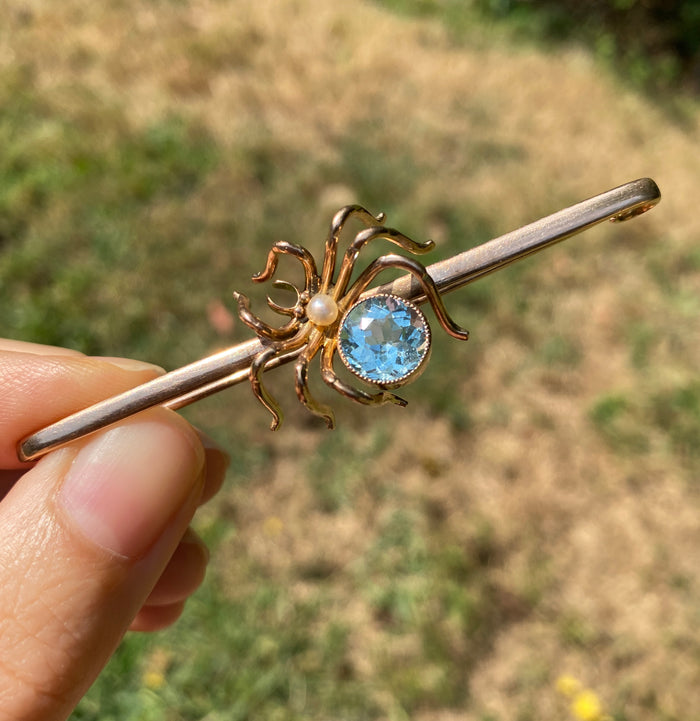 Antique Aquamarine, Pearl, and 9K Gold English Spider Bar Pin