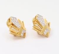 Architectural 18K Gold and 2.9 Carat Diamond Vintage Clip Earrings