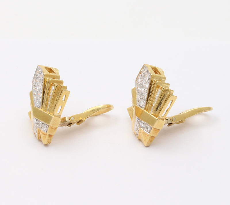 Architectural 18K Gold and 2.9 Carat Diamond Vintage Clip Earrings