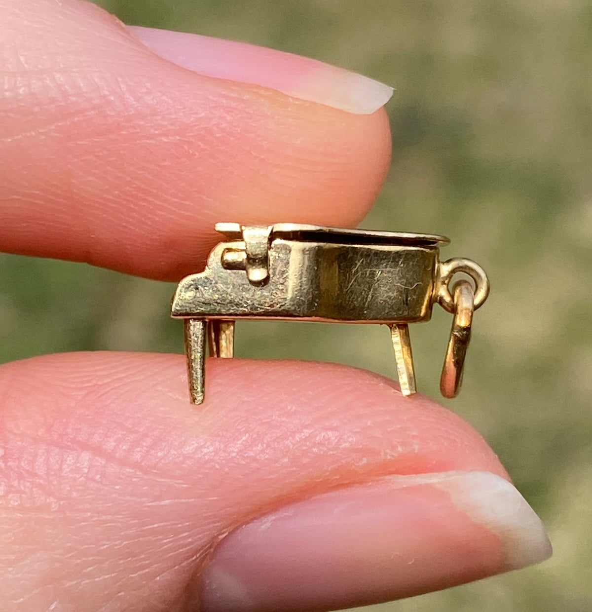 Vintage 14K Gold and Enamel Articulated Grand Piano Charm