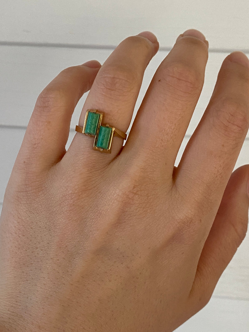 Vintage 14K Gold and Turquoise Geometric Bypass Ring