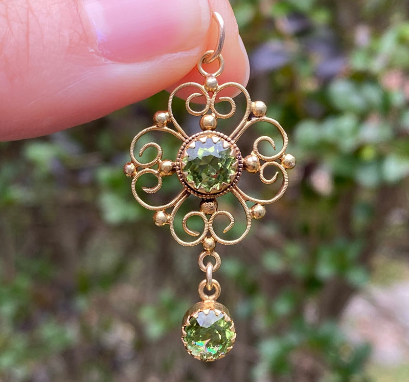 Victorian 15K Gold and Peridot Drop Clover Charm, Antique Pendant