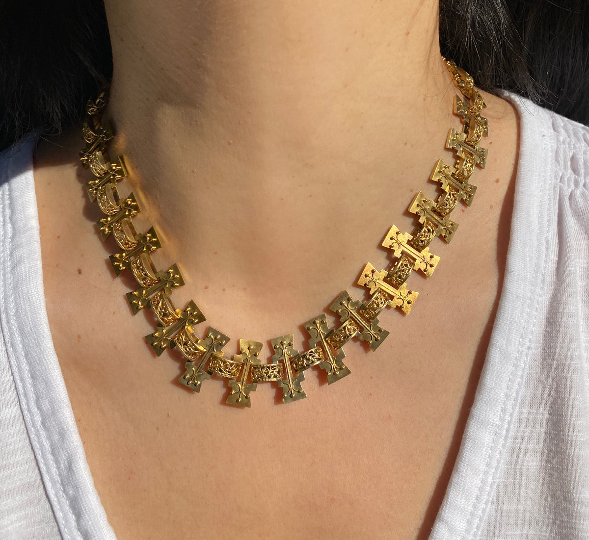 Victorian Etruscan Revival 16K Gold Collar, 18” Long Necklace