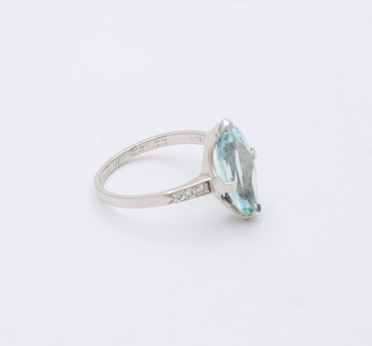 Art Deco 3 Carat Aquamarine and Diamond 18K Gold Ring, Alternative Engagement