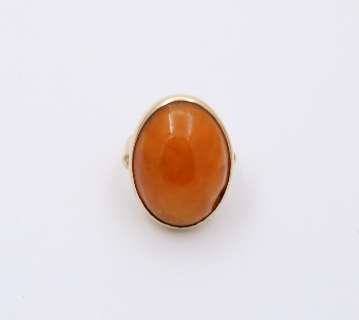 Art Deco Natural Amber and 14K Gold Solitaire Ring
