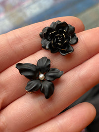 Art Nouveau 14K Gold and Black Enamel Rose Pin